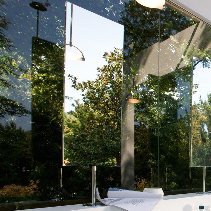 Linea Flat Metal Mirror