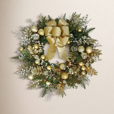 5" Pre-Lit Pine Christmas Wreath
