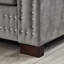 Velours moderne gris à 3 places avec clous carrés et argentés, repose-pieds en bois massif, coussin à haute élasticité, housse amovible, rangement inférieur gris, accoudoirs, siège à ressorts ensachés, housse en dessous-1864677827