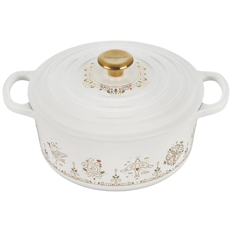 Le Creuset Noel 3.5 Qt. Signature Round Dutch Oven W/ Christmas Applique
