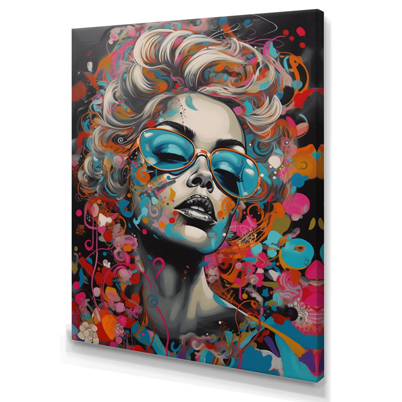 Vibrant femelle III - impression sur toile tendue, H 32 po x l 16 po x P 1 po