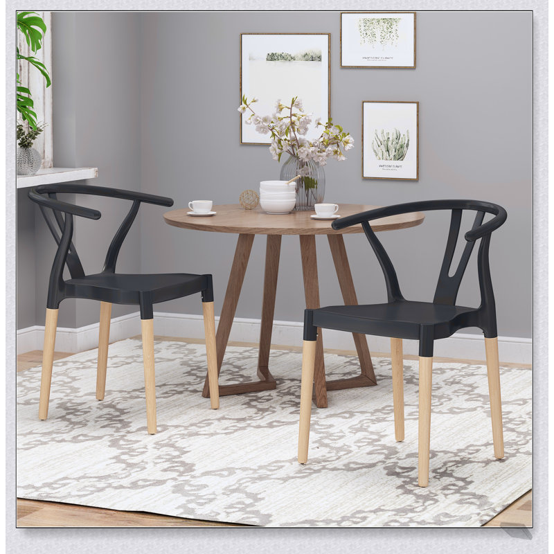 Chaise de salle à manger en plastique élégante et durable, légère et facile à assembler pour une décoration moderne