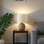 Lampe de table standard en résine avec abat-jour brun et beige Shiro, H 14,84 po x l 9,25 po x P 9,25 po