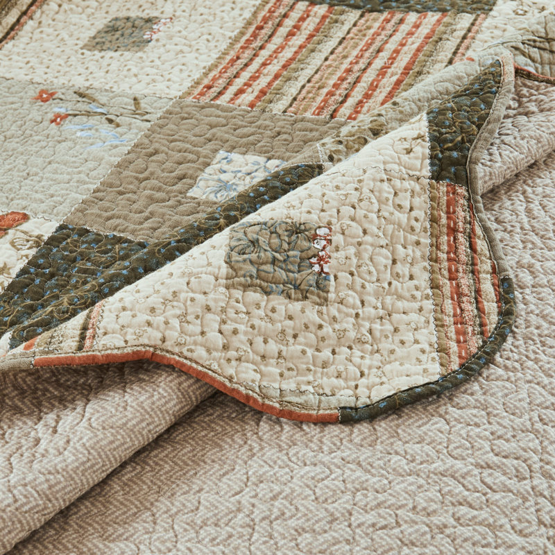 Greenland Home Fashions Sedona Multi Southwestern Floral and Stripe 3-Piece Queen Size Bedspread Set 110"x118" with 2 Standard Shams