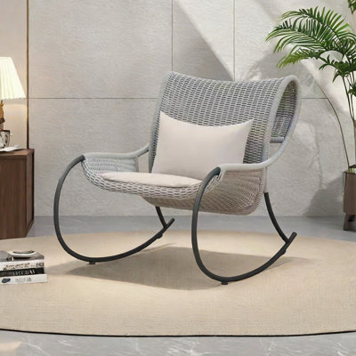 Chaise berçante Woven Home