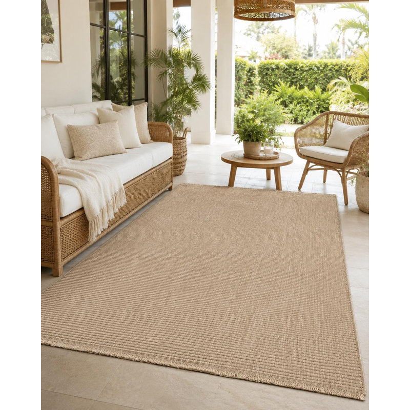 Tapis beige texturé tissé à plat en polypropylène tissé à la machine, Medium — 5'3" x 7'7"