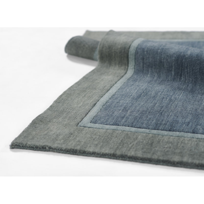 Zaley Handmade Tufted Wool Blue/Gray Area Rug, Rectangle 8' x 10'