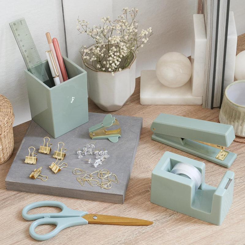 Un ensemble de rangement de bureau complet pour les femmes rehausse tout décor de bureau