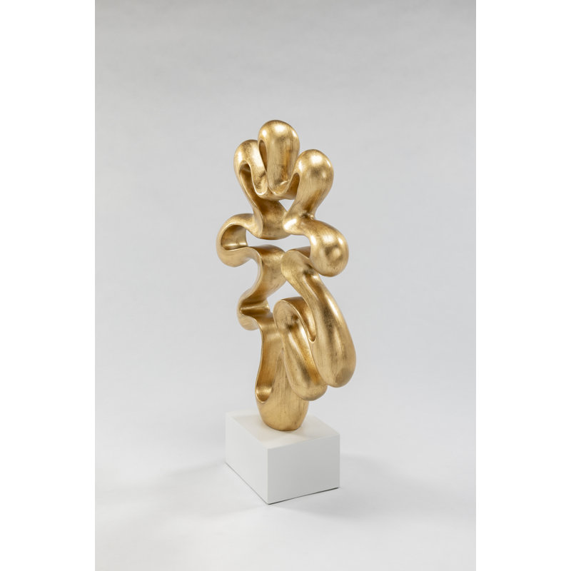 Figurines & Sculptures