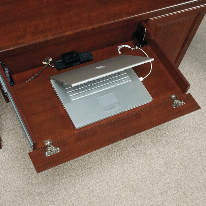 Oprita Computer Desk