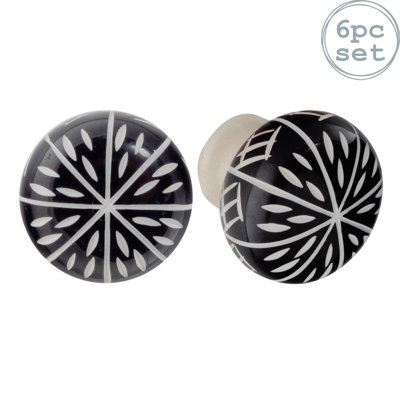 Nicola Spring - Resin Cabinet Knobs