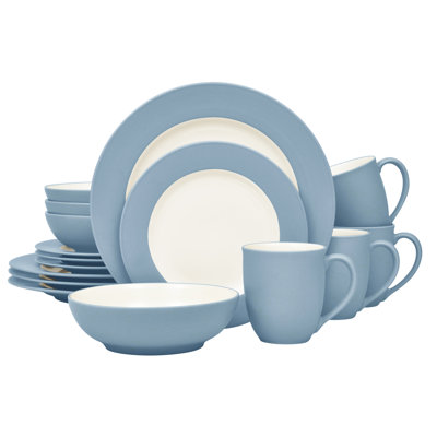 Colorwave Stoneware Dinnerware Set - Service for 4
