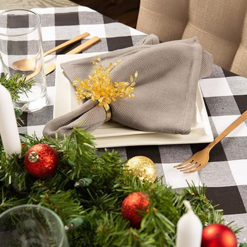 Unisex Buffalo Check Collection Classic Farmhouse Tablecloth (pack of 1)