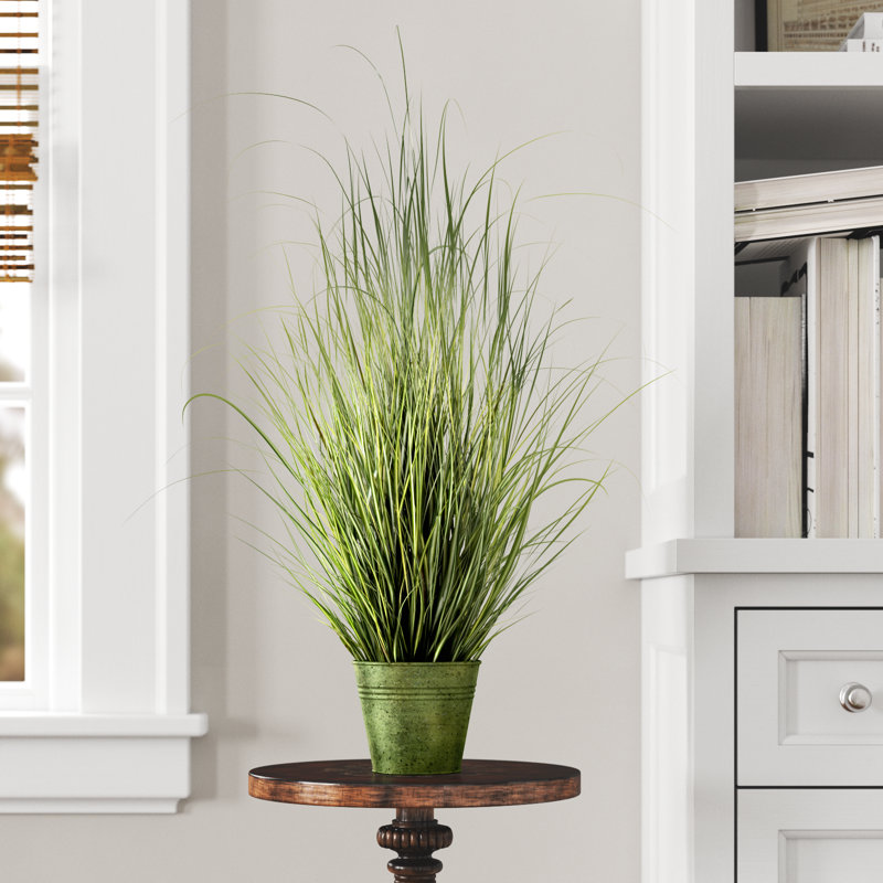Herbe verte artificielle en pot., H 24 po x l 19 po x P 19 po