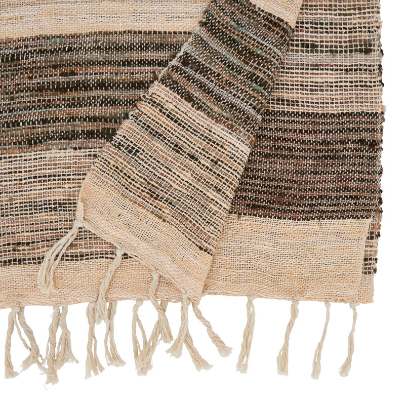 Marguerite Collection Striped Table Runnner