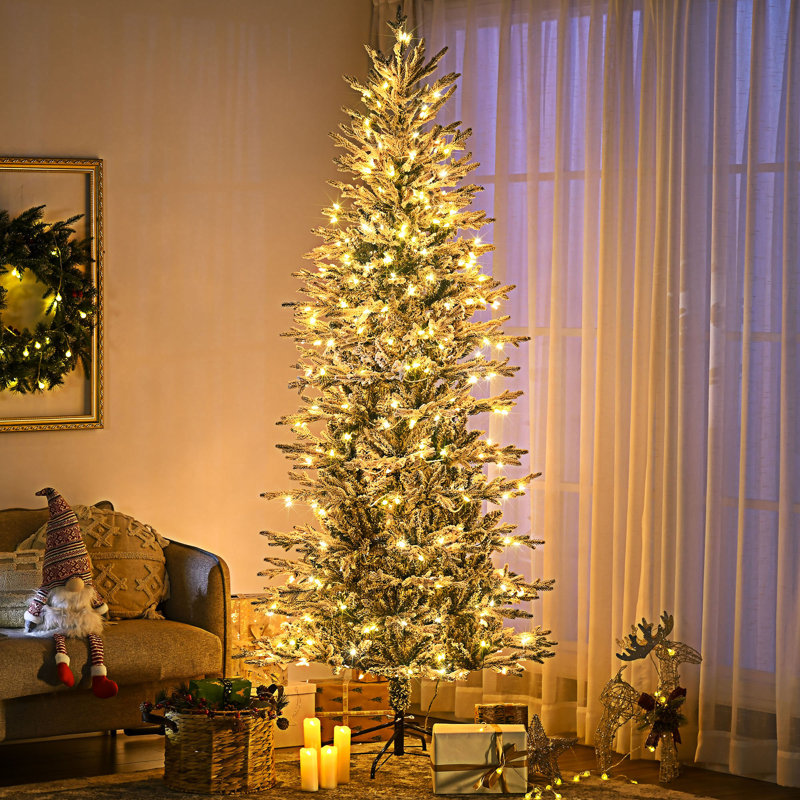 Arbre de Noël artificiel enneigé avec branches réalistes et 1159 pointes, 7.4', Illuminée