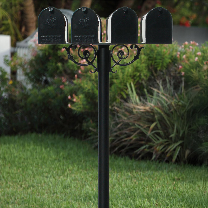 Hanford Aluminum Post Mounted Mailbox