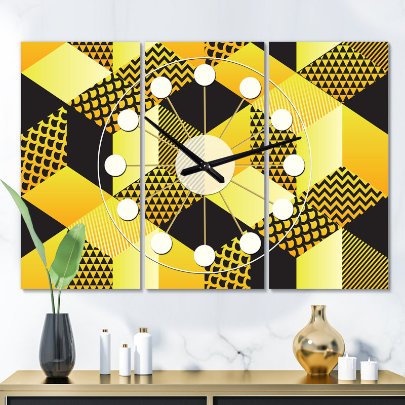 Horloge murale rétro redimensionnée hexagonale 2 Mid-Century