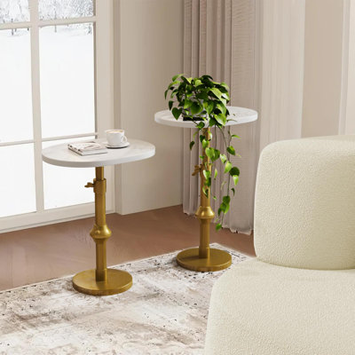 Table d'appoint moderne en métal avec plateau en marbre et tables d'appoint à hauteur réglable pour le salon ou la chambre à coucher