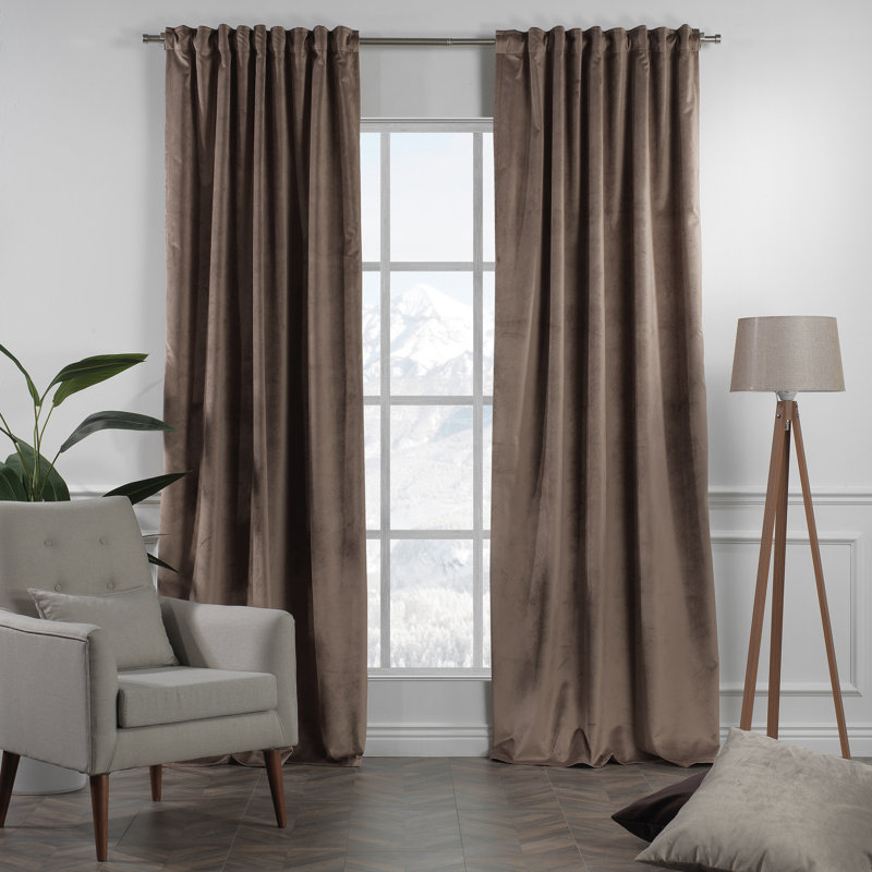 Decorative Double Panel in Matt, Extra Wide X Extra Long, L 52 po x L 95 po, 22 cappuccino