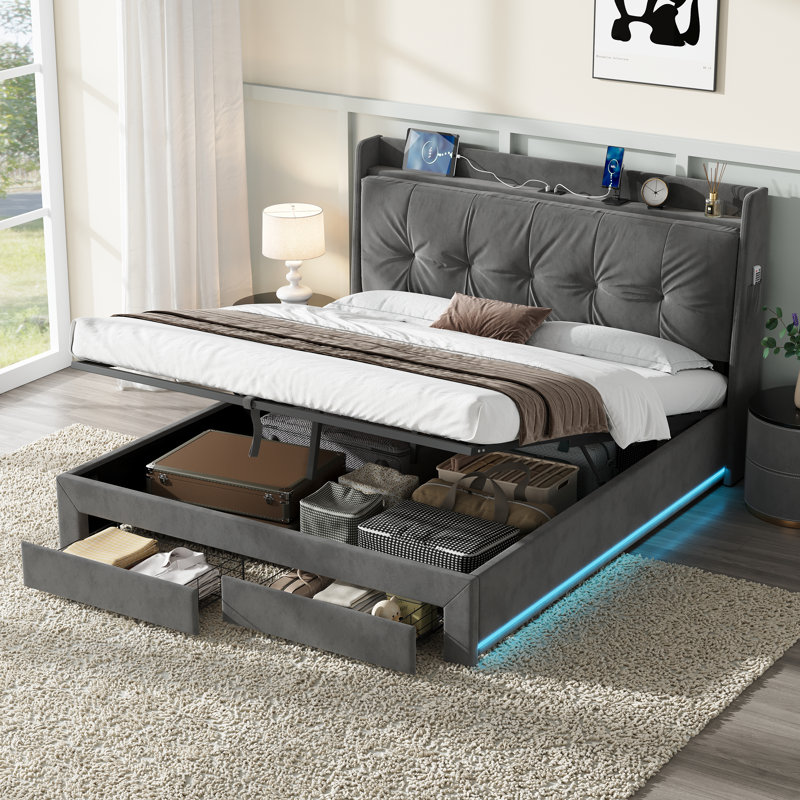 Metal Bed, Kingsize (5')
