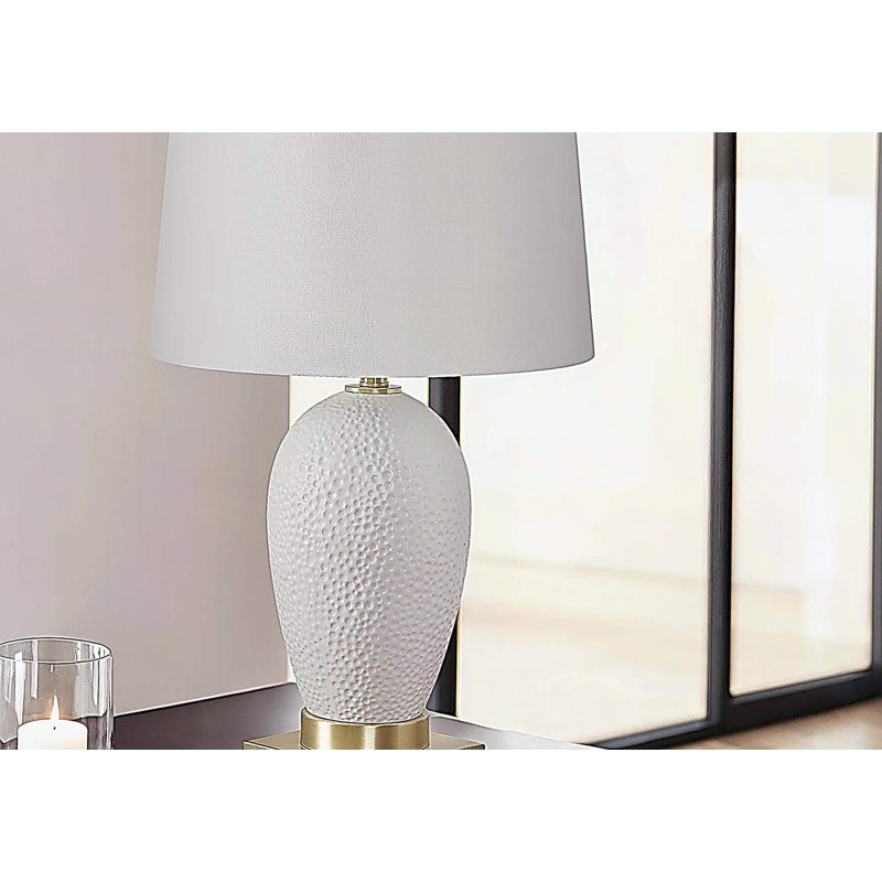 Lighting, h 26 po, lampe de table, céramique blanche, abat-jour ivoire / crème, transitionnel