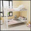 Lit superposé simple au-dessus d'un lit simple en métal-303415804