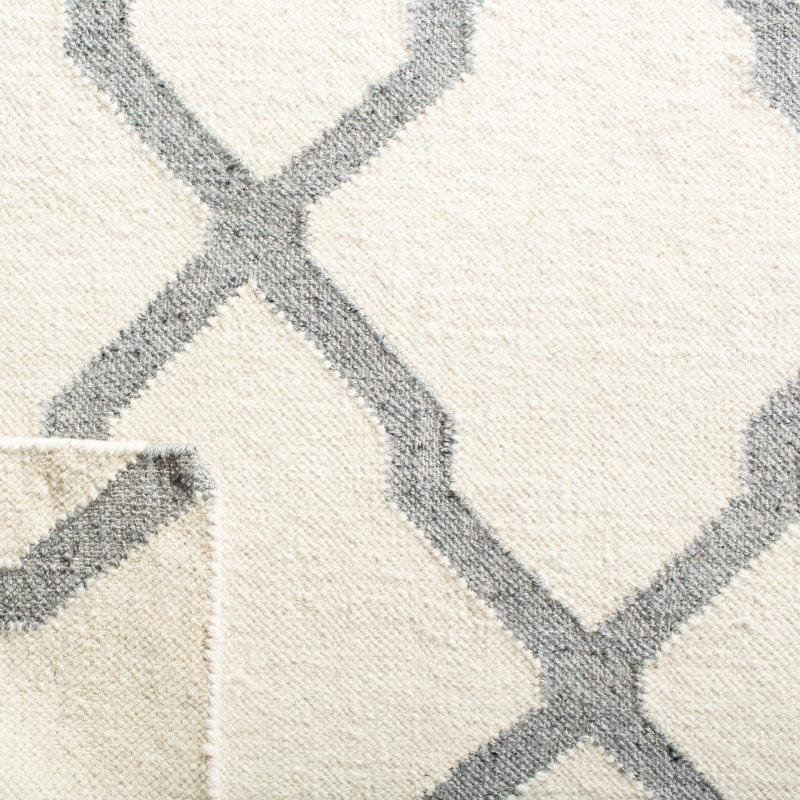 Rodgers Hand Woven Flat Weave Wool/Viscose/Cotton Geometric Rug in Ivory/Gray, Rectangle 5' x 8'