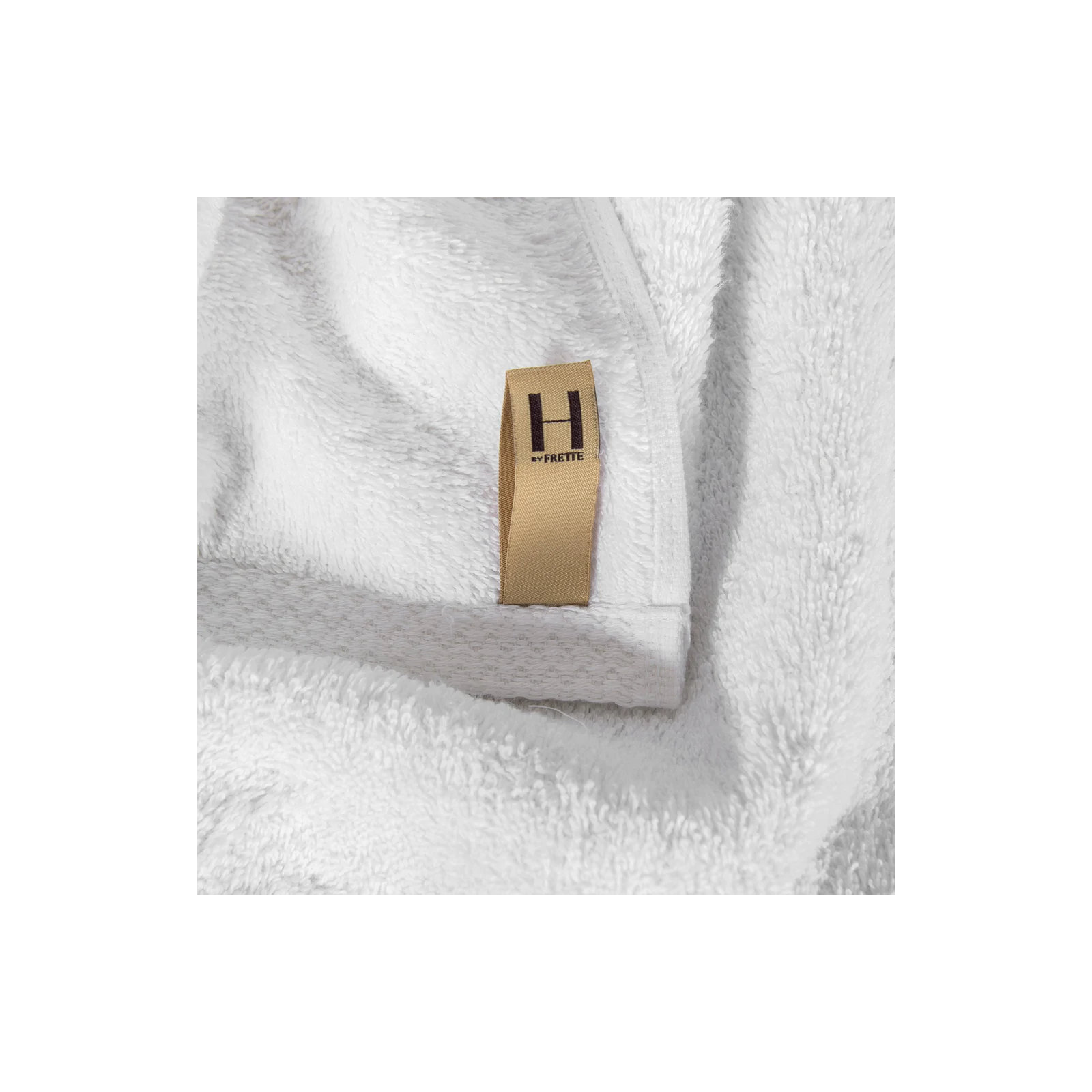 Simple Border Bath Towel