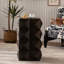Table d'appoint de 23,2 po de hauteur et en bois massif, brun avec table de gaufrage 3D, hauteur, finition rétro