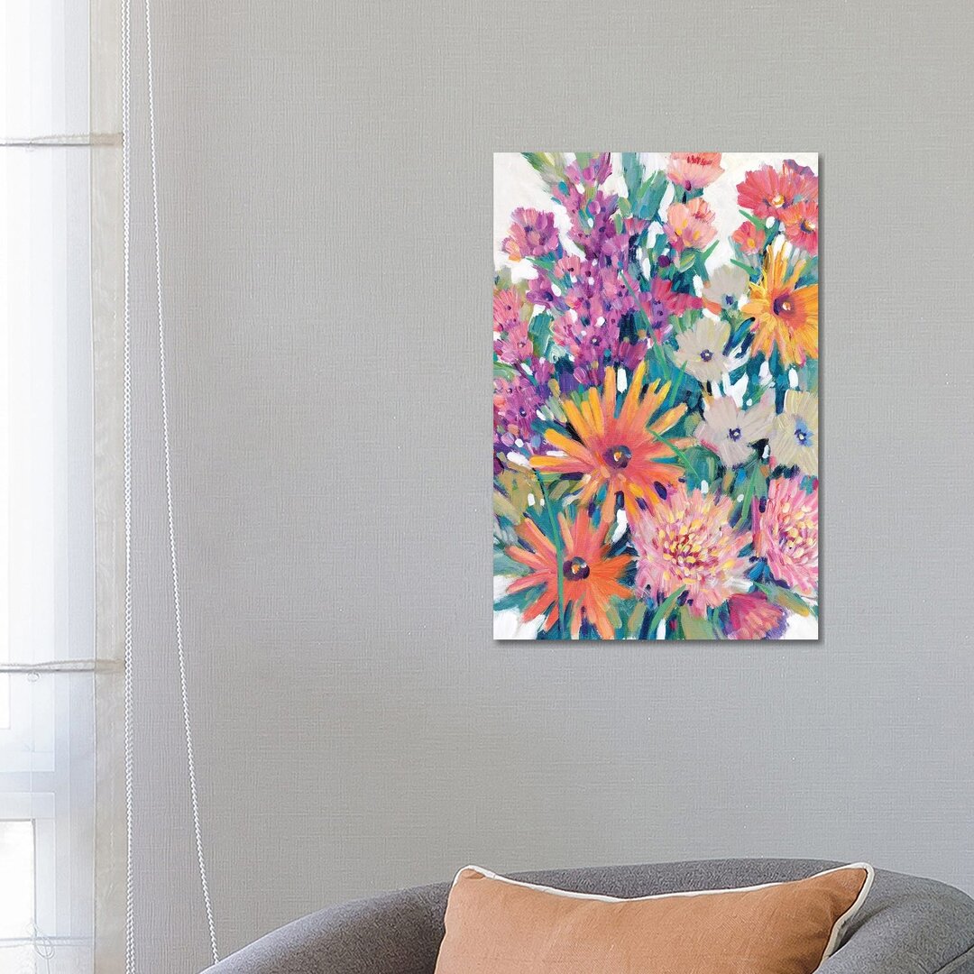 Spring In Bloom II von Tim OToole - Galerie-verpackte Leinwand Giclée auf Leinwand