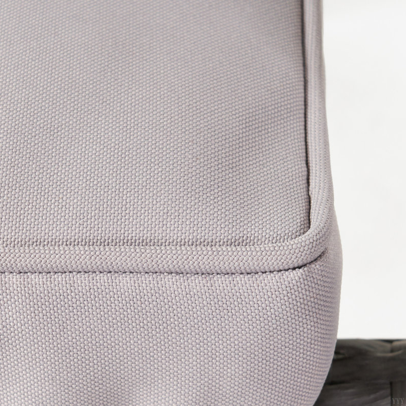 Chaise d'extérieur empilable en rotin PE avec structure en fer (ensemble de 4)