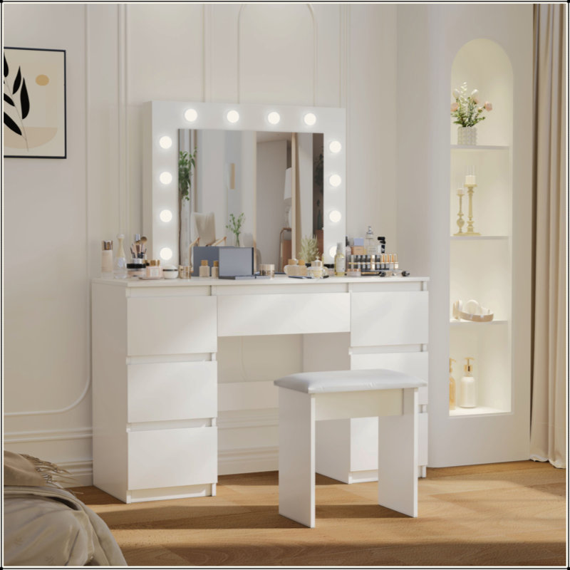 Large White Vanity Tables With Mirror And Light