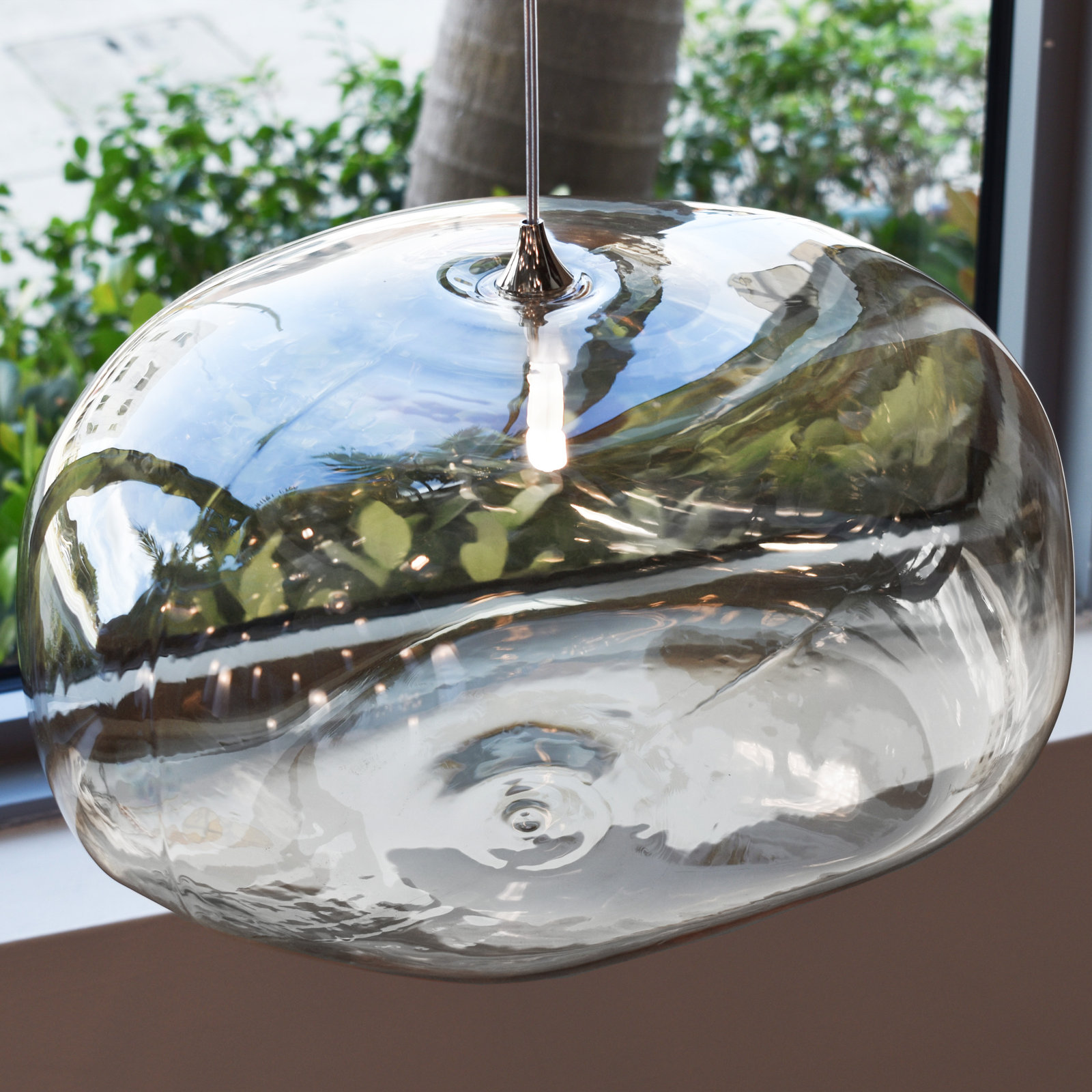 Kloud 1 - Light Single Globe Pendant, Black, Clear, 8" H x 14.6" W x 12" D