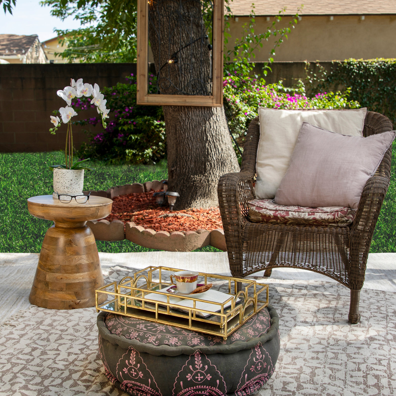 Vanola 16" End Table, Wooden Brown