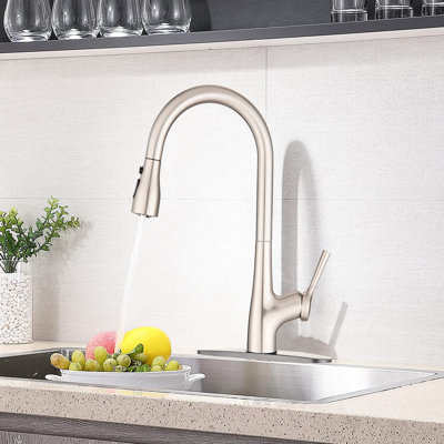 Robinet d'évier de cuisine à poignée simple avec une finition en nickel brossé, une douchette pivotante à trois fonctions pour le lavage et le brossage, buses faciles à nettoyer, laiton industriel, grand industriel