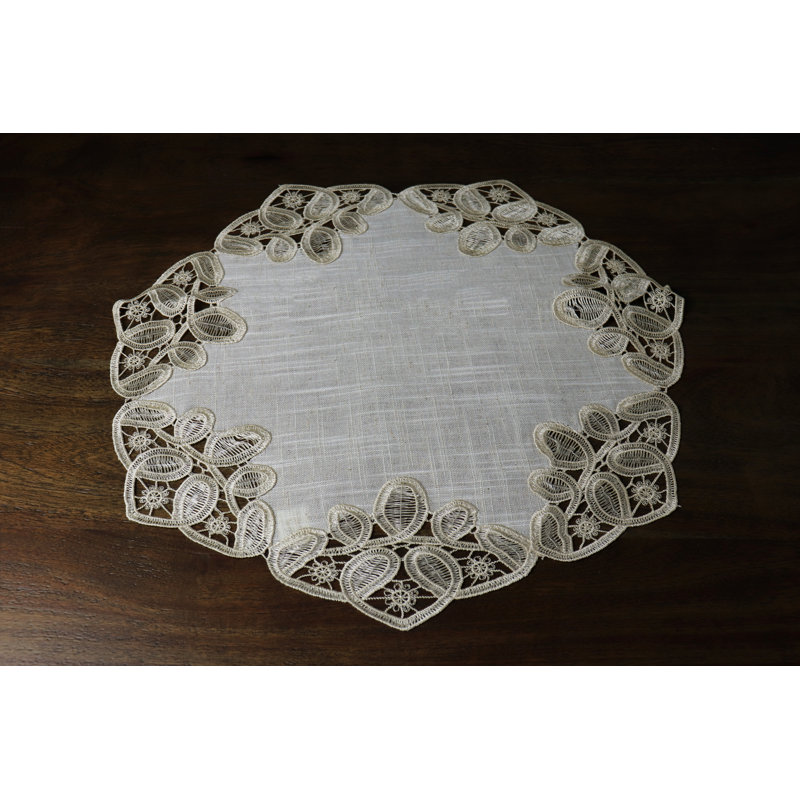 Nappe Jerrod, 24" X 24"