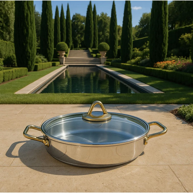 Ensemble de casseroles, Argent; or