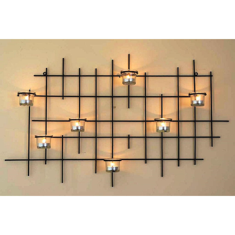 WALL LIGHT