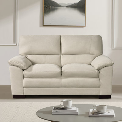 Akshayaa Sofa