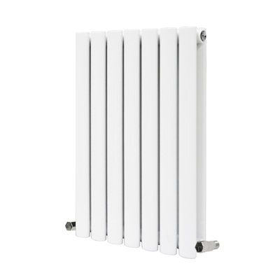 Shoshana Vertical Oval Panel Radiator