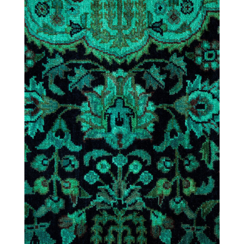 Fine Vibrance One-of-a-Kind 4' 7" X 4' 7" Hand Knotted Area Rug