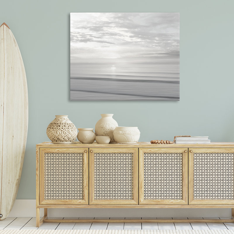Toile douce et sereine réfléchissant sur la plage, design par Maggie Olsen, H 36 po x l 48 po