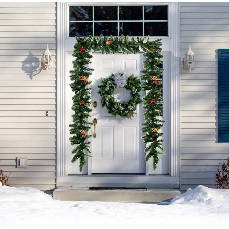 270cm Lighted Faux Berry Garland with Lights