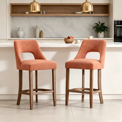 Ensemble de 2 tabourets de bar modernes de style Mid-Century avec pieds en bois, tabourets de comptoir rembourrés avec dossier à oreilles et repose-pieds - Chaises pour îlot de cuisine pour la salle à manger, le bar et le coin-repas