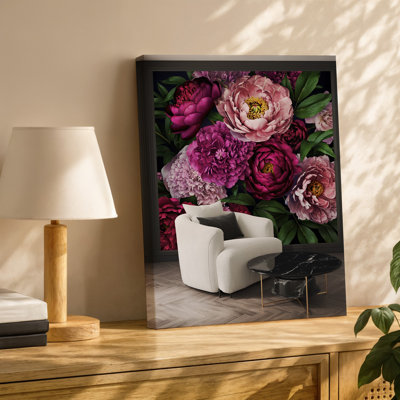 Toile une luxueuse scène intérieure mettant en vedette un fauteuil blanc moelleux, art mural au premier plan complété par un élégant art mural sur toile