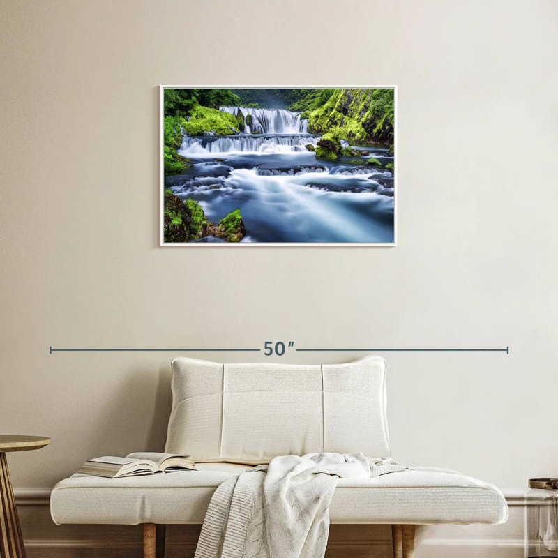 Belle cascade, Cadre flottant blanc, 31 po x 21 po