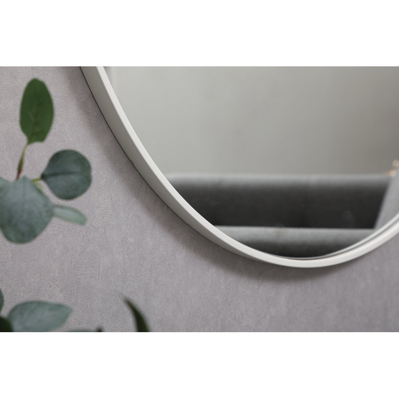 Cassie Metal/Manufactured Wood Round Wall Mirror, 24" x 24", White