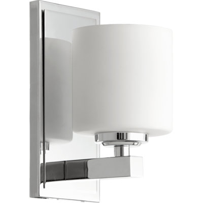 Leisa Armed Sconce