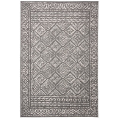 Ekkehard Geometric Area Rug
